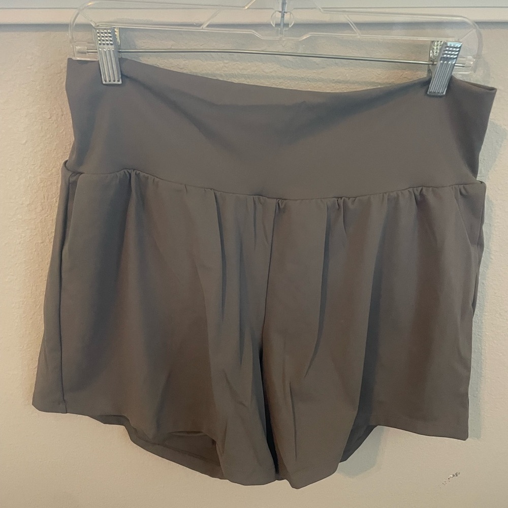 HALARA Gray High Waist Relaxed Fit Shorts